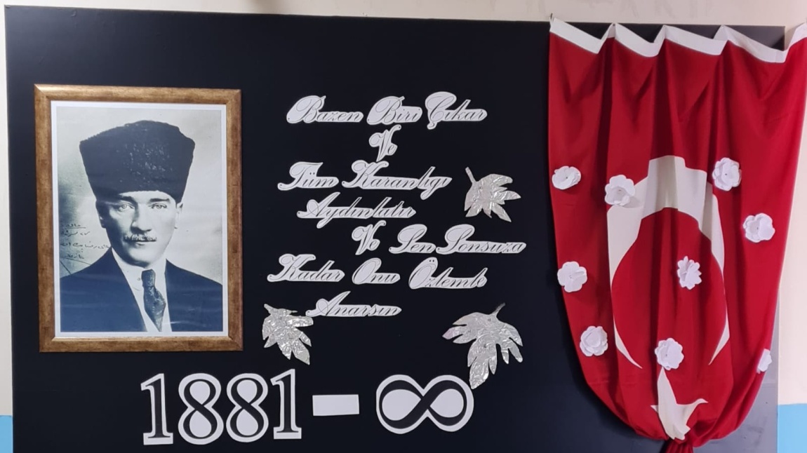 Okulumuzda 10 Kasım Atatürk’ü Anma Töreni Yapıldı